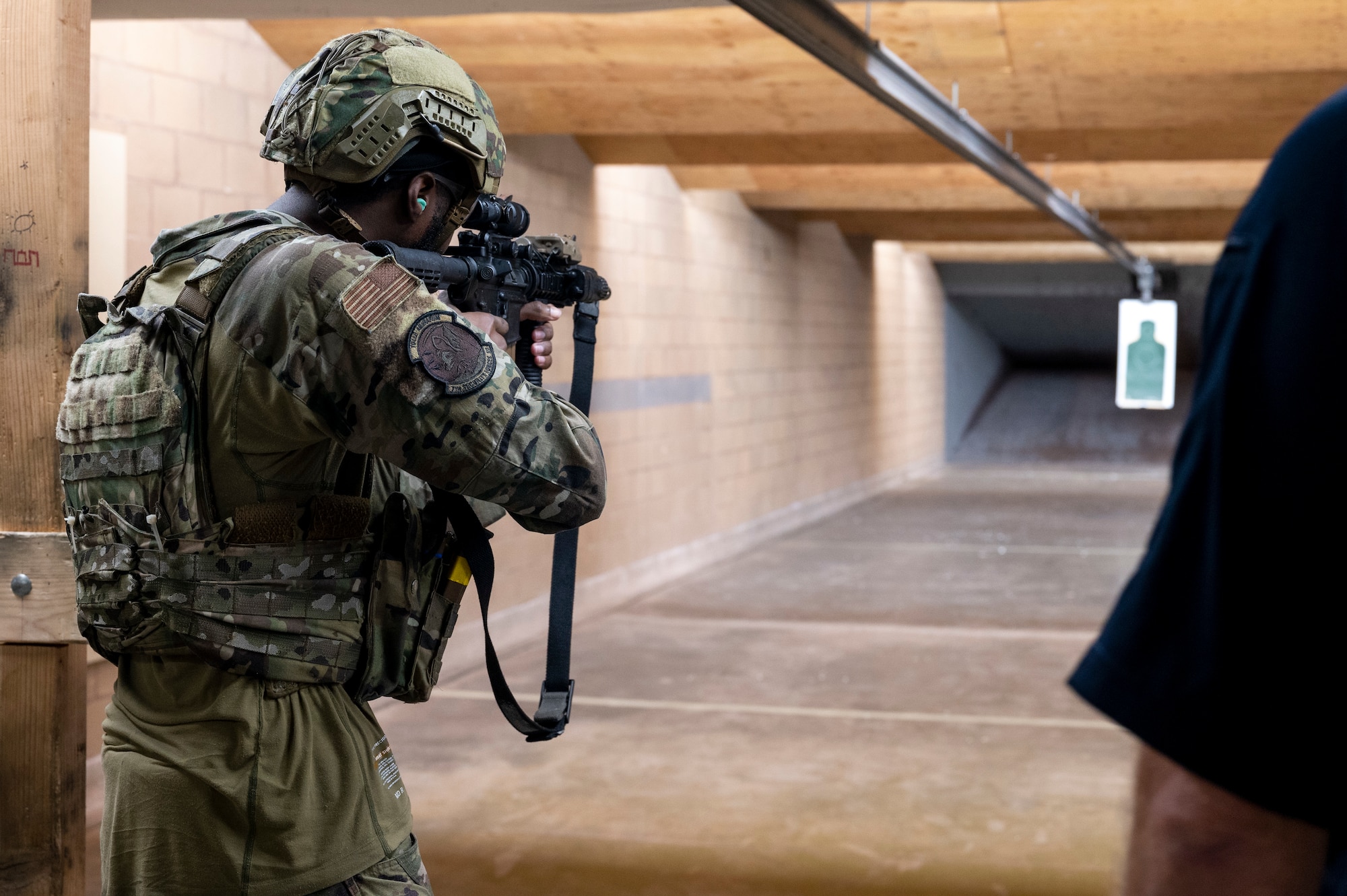 Communications Security Expert